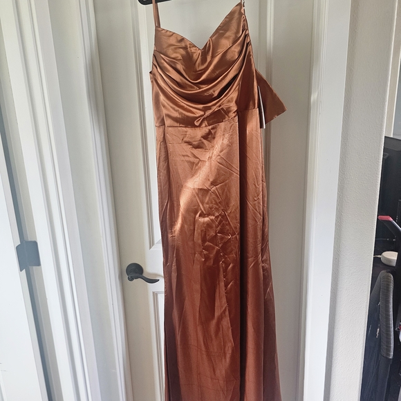 Chic Copper Satin Evening Dress - Picture 1 of 5